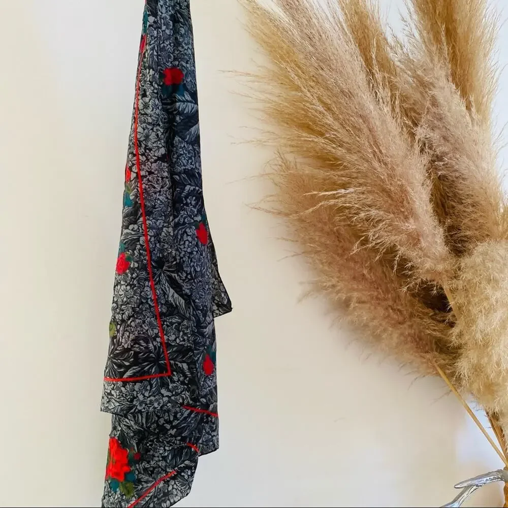 VINTAGE Dark Light Grey Black Red Floral Printed Pattern Scarf Hair Wrap